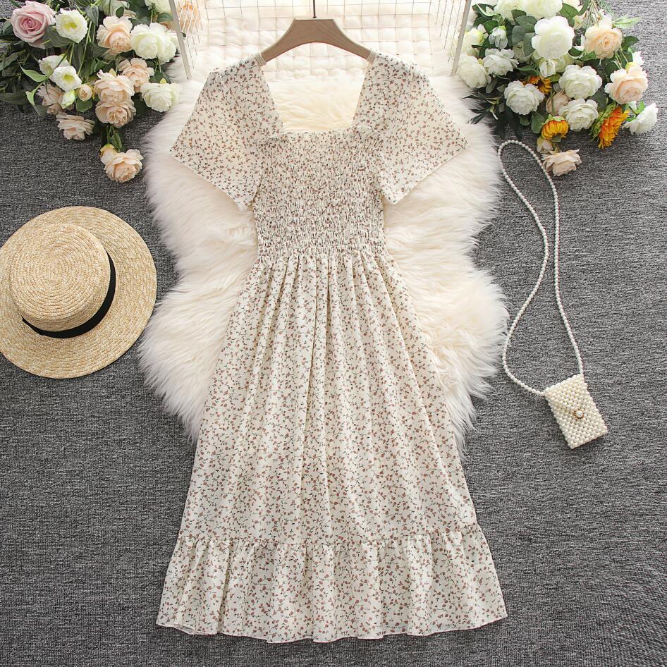 "French Retro Floral Square Neck Puff Sleeve Dress for Petite Women - High Waist, Sweet, Short Spring Style"