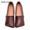 Женские мокасины из натуральной кожи с квадратным носком, без застежек, модная удобная повседневная обувь