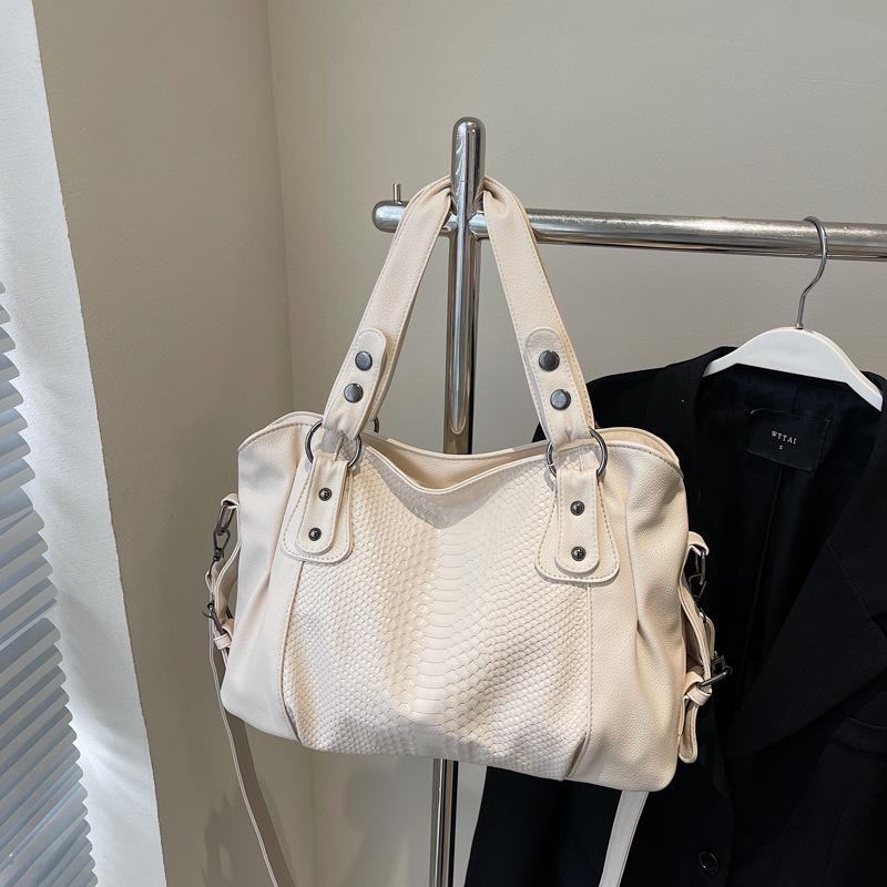 Ретро европейская и американская наплечная сумка: Универсальная, стильная, повседневная сумка для ежедневных поездок на работу