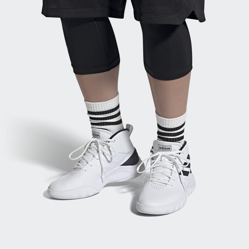 adidas Владей игрой Белый EE9640