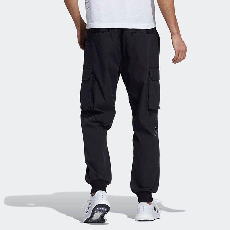 adidas Повседневные брюки мужские черные H39859