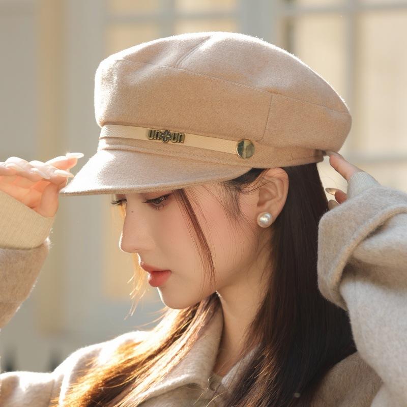 Осень и Зима Новая Шляпа Женская Шерстяная Темно-синяя Шляпа Ретро Простая Модная Кепка Идеально подходит для Холодной Погоды, Зимний Головной Убор