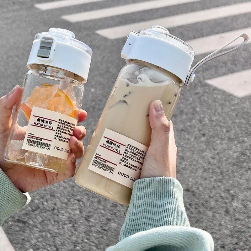 Water bottle unprinted plastic water cup high value male and female students simple accompanying cup outdoor with tea compartment with handle cup