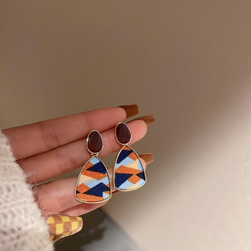 Акриловые геометрические серьги с ощущением роскоши, нишевой индивидуальности, модные серьги, европейские и американские минималистичные серьги