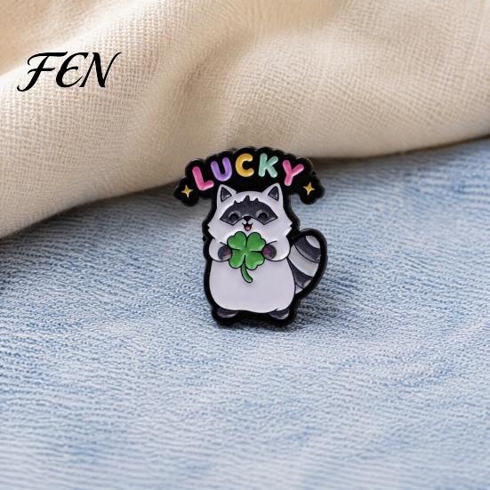 Easy to Use Lapel Pins Cartoon Raccoon Brooch Pin, Animal Decorative Enamel Badge, Alloy Bags Metal Pin for Jackets Backpacks Hats Scarves