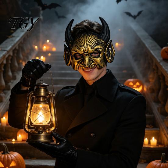 Creepy Fangs Face Shield Halloween Devil Masque, Scary Half Demon Masque with Comfortable Fit Cosplay Gear Horns for Costume, Masquerade Party,