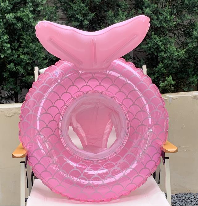 Желтое защитное кольцо для детского сиденья для купания с защитой от солнца - конструкция, препятствующая опрокидыванию