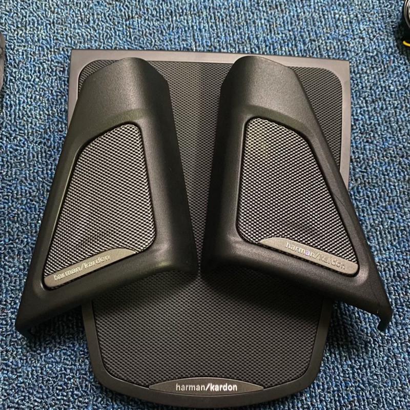 BMW 5 серии F10/F18 (11-17) Решетка твитера и среднечастотного динамика стойки А, Накладка передней двери