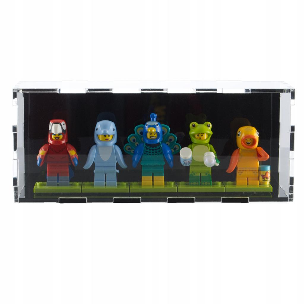 Display case with black background for 5 lego figures, protects against dust and UV