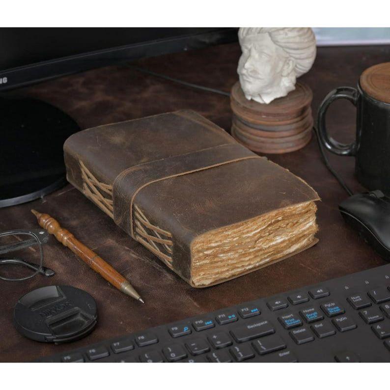 Винтажный кожаный журнал: Пустая Книга Теней с бумагой с декельным краем