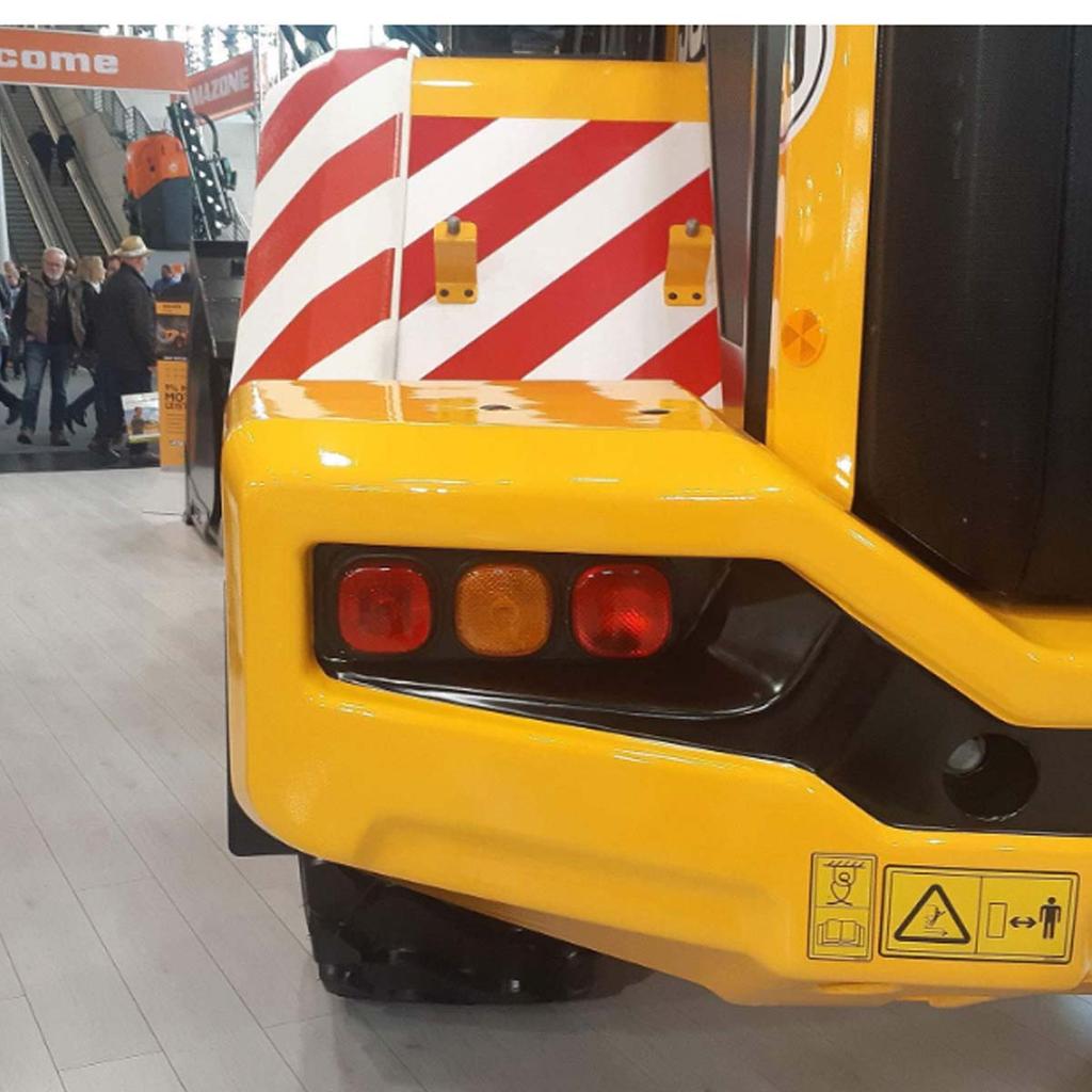 Rear Lamp Cluster Light Lens for Industrial, Agricultural, Tipper, Earthmovers, JCB 70050044 70050129 (Red)