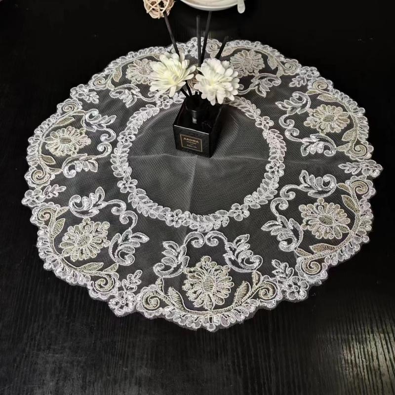 European Round Embroidery Lace Table Mat Living Room Bedroom Study Nightstand Cover Cloth Coaster Fruit Tray Kitchen Decoration