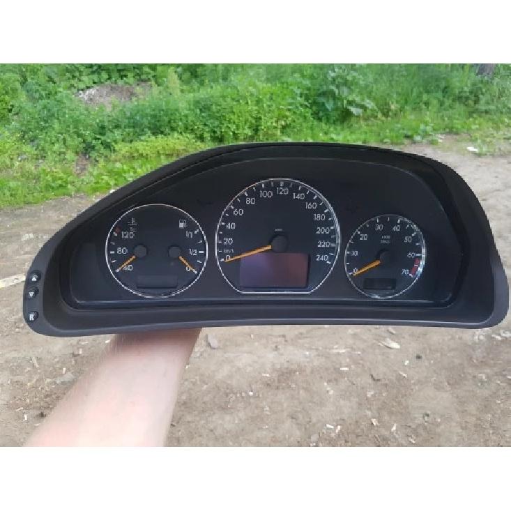 Комплект хромированных колец для приборной панели Mercedes Benz W210 00-02 / W202 00-02