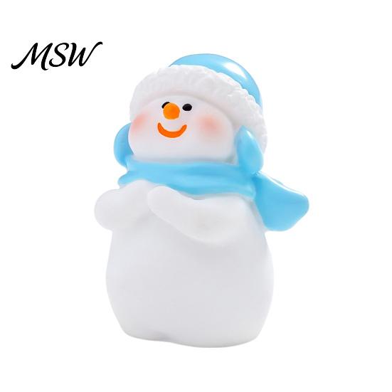 Durable Resin Craft Supplies Mini Snowman Figurine, Christmas Skiing Dolls, Small Desktop Car Doll House Miniature Figures Dashboard Figurines, Micro