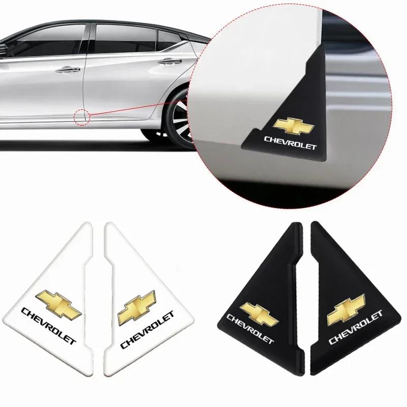 Наклейки-наклейки для защиты углов дверей автомобиля Логотип Chevrolet Cruze Malibu Cavalier Monza Sail Trax Equinox Captiva Lacetti Orlando