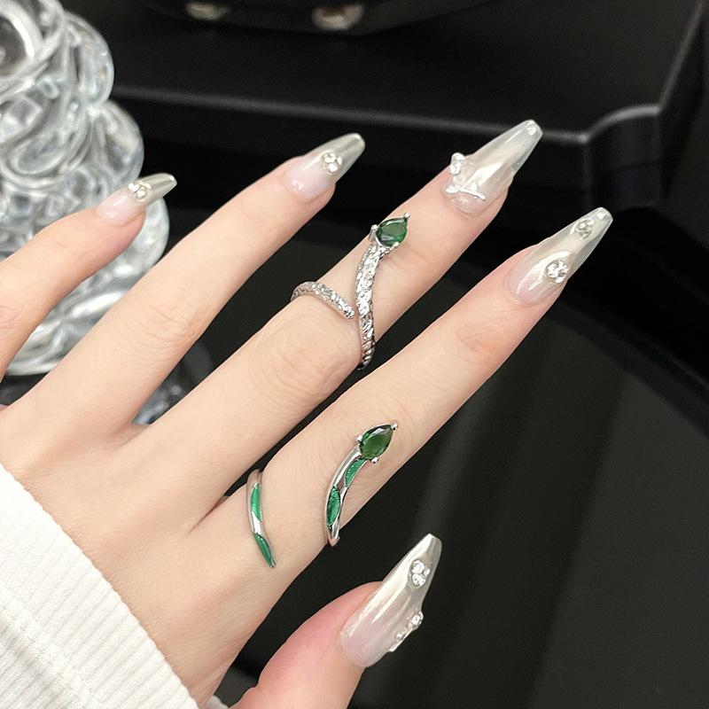 Кольцо-сустав в виде зеленой змеи Слизерина, нишевый дизайн, легкая роскошь, циркон высокого класса, кольцо с открытой шинкой в темном стиле