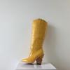 Кожаные женские сапоги до колена с острым носком, ковбойские сапоги в стиле вестерн, женские сапоги до середины икры на массивной танкетке