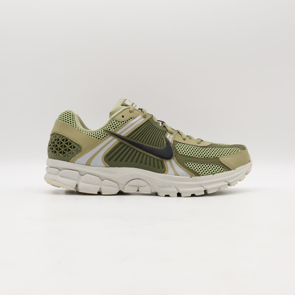 FJ1915-200 Nike Zoom Vomero 5 Нейтральный Оливковый Средний Светлый Костяной Черный (Мужской)