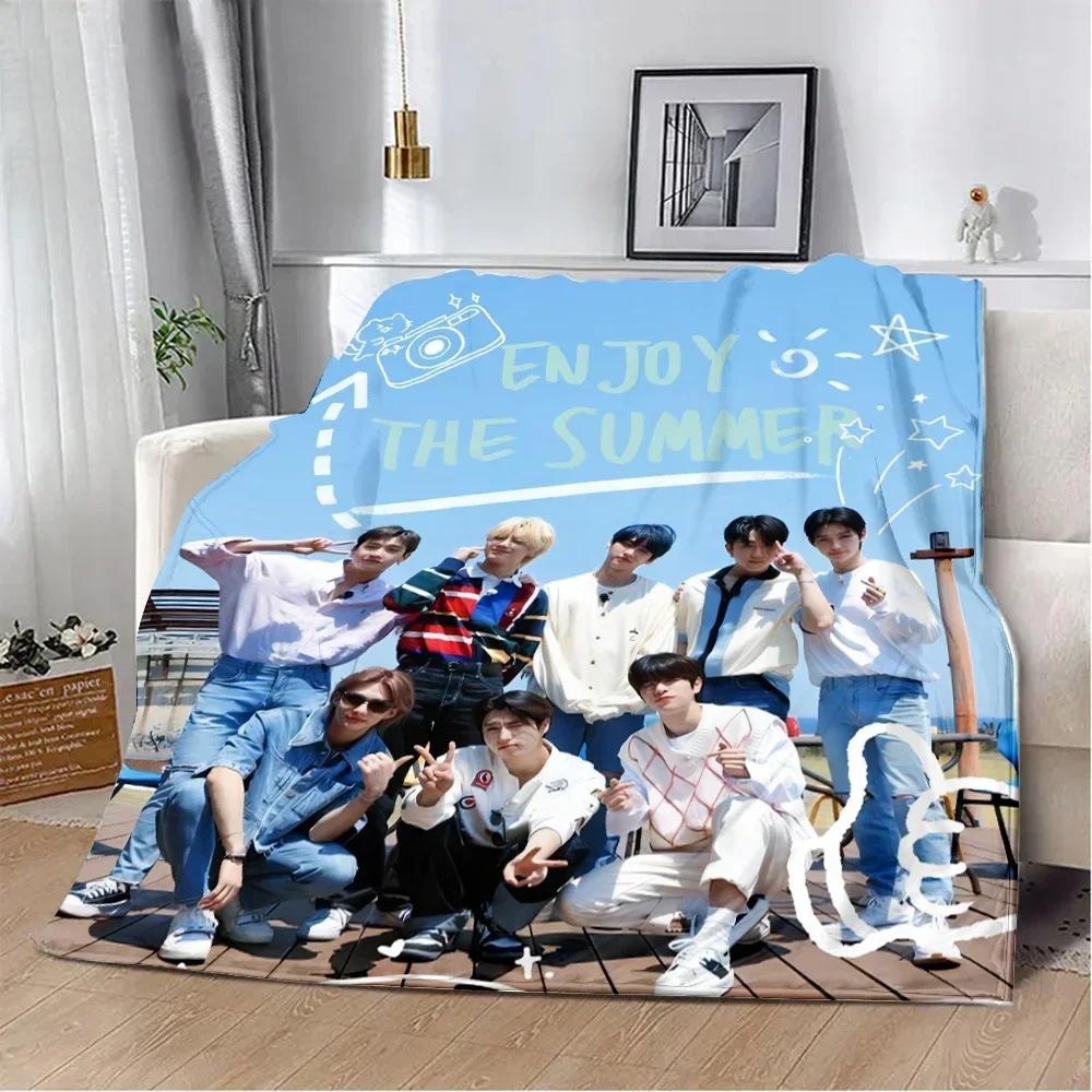 Плед Stray Kids KPOP с принтом Мягкий Теплый Идеально подходит для Дома Путешествий Пикников и Дней Рождения