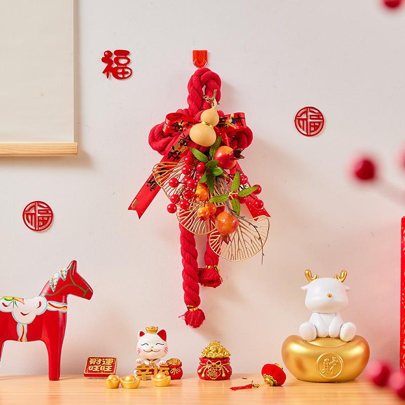 Spring Festival New Year's Day decoration swastika knot pendant new entry door handle living room decoration atmosphere New Year pendant