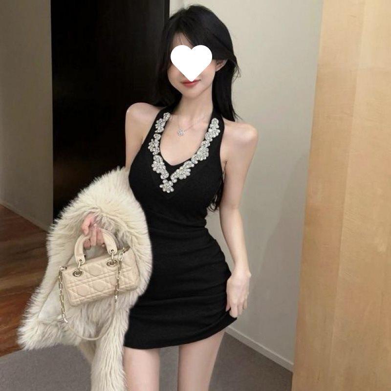 Street Style Diamond Embellished Sleeveless Dress With Turtleneck For Elegant Women