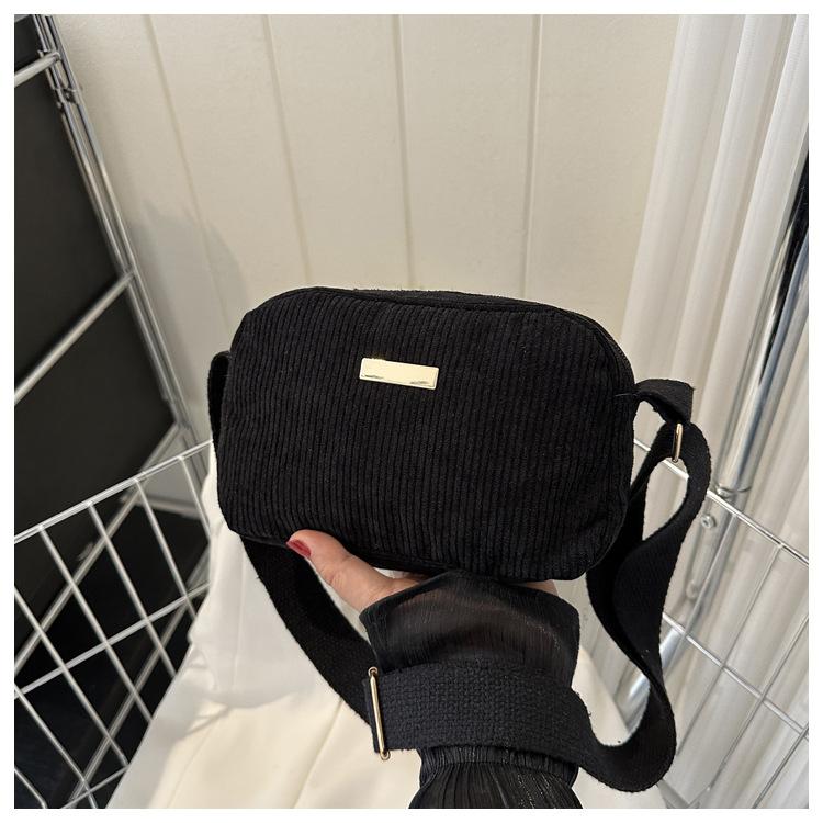 Small Square Bag Women's 2024 New Personalized Fashion Solid Color Corduroy Shoulder Bag Casual Simple Commuter Messenger Bag