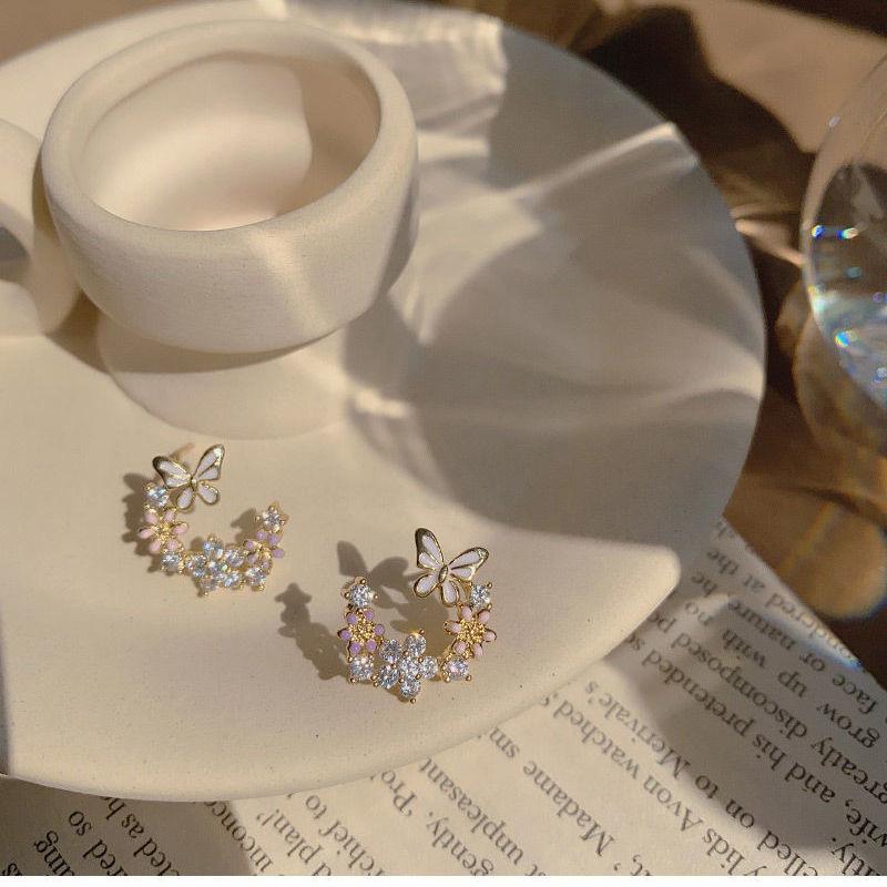 New Exquisite S925 Silver Needle Flower Butterfly Small Fresh Daily Literary Jewelry Birthday Party Lady Temperament Earrings
