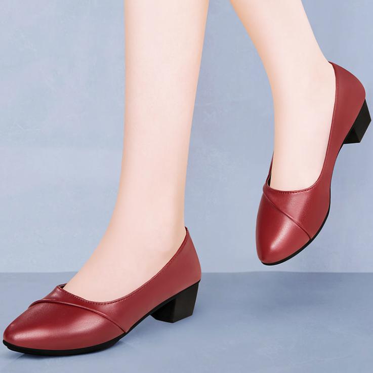 Женские весенне-осенние одиночные туфли, мягкие кожаные туфли с неглубоким горлышком и круглым носком, универсальные рабочие туфли из искусственной кожи на низком каблуке с мягкой подошвой