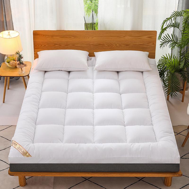 Three-Dimensional Down-Like Mattress Pad - Hotel Quality, Thick, for Dorms, Singles & Doubles, Lamb Wool