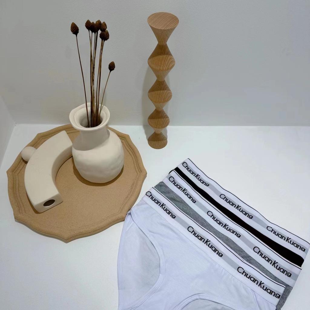 Женское нижнее белье, женский комплект с бюстгальтером с буквами без косточек, треугольные чашки, трусики пуш-ап, удобные впитывающие пот женские трусики