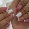 24 шт. Белые нюдовые французские накладные ногти Короткие квадратные типсы Модные носимые накладные ногти с клеем Простые полностью закрывающие нажимные ногти