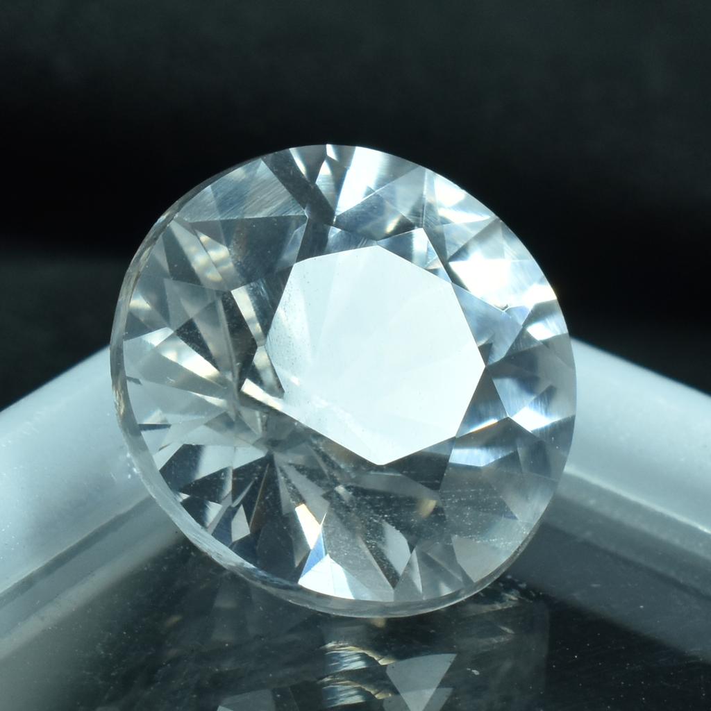 Natural White Sapphire Loose Gemstone Round Cut 9.05 ct September Birthstone for Gem Collections
