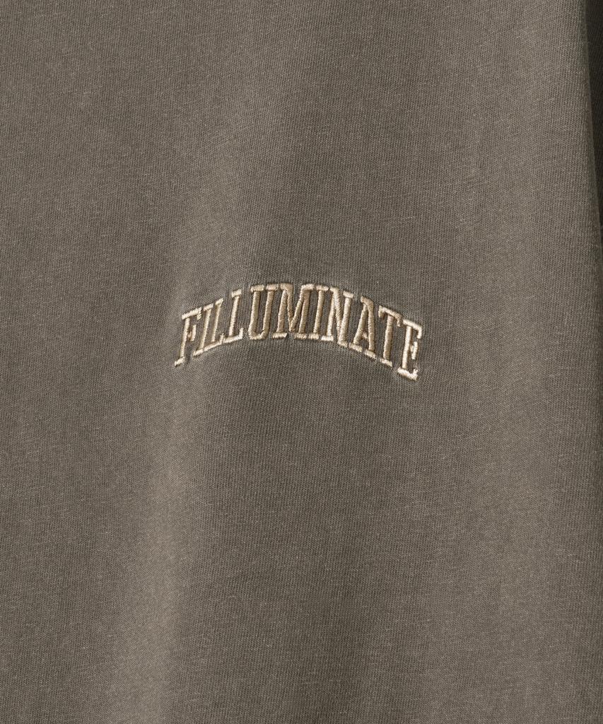FILLUMINATE Футболка с пигментной печатью, маленький логотип, цвет: коричневый