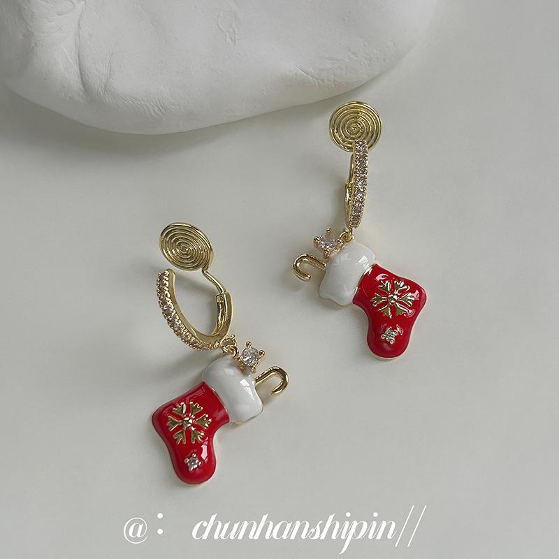 Christmas snowflake socks mosquito coil disc ear clips trendy and popular ear buckles niche design red earrings women's earrings