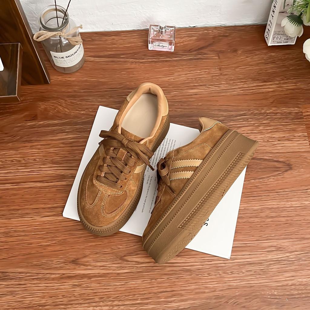 Grape Mother Spring New Retro Moral Training Shoes Women's Small Thick-soled Heightening Sports Shoes Versatile Flat Baseplate Shoes