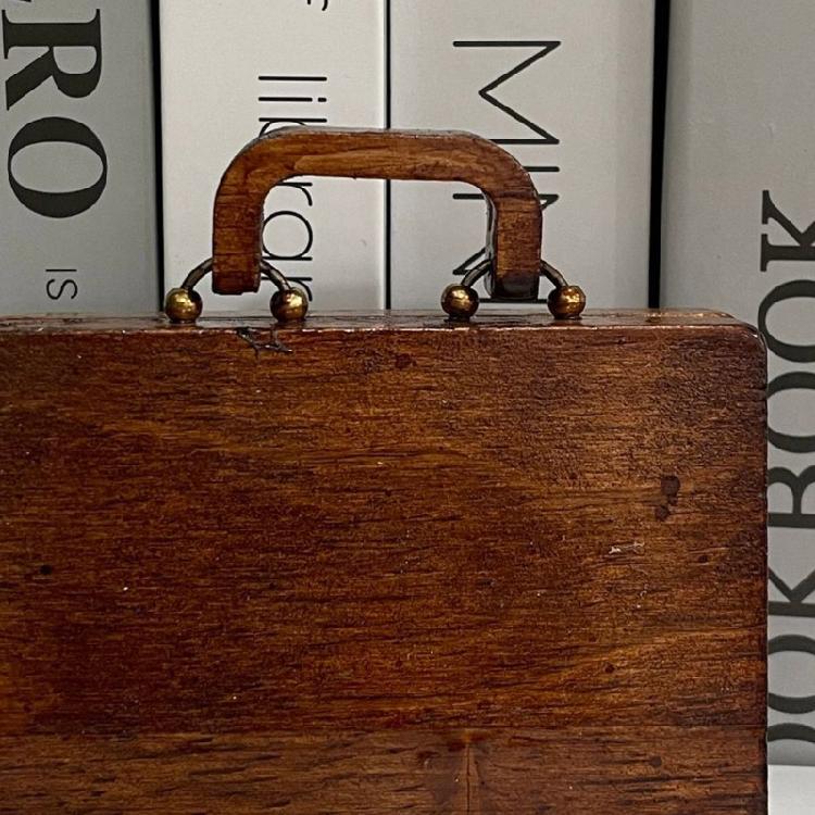 Хрустальная шкатулка Коллекция камней Чемодан Наружные украшения Украшенные кристаллами