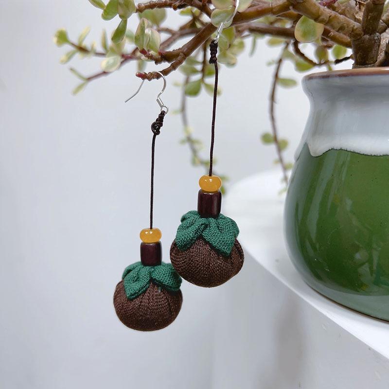 Шелковый треугольный шарф в стиле ретро - тонкий летний женский аксессуар для шеи