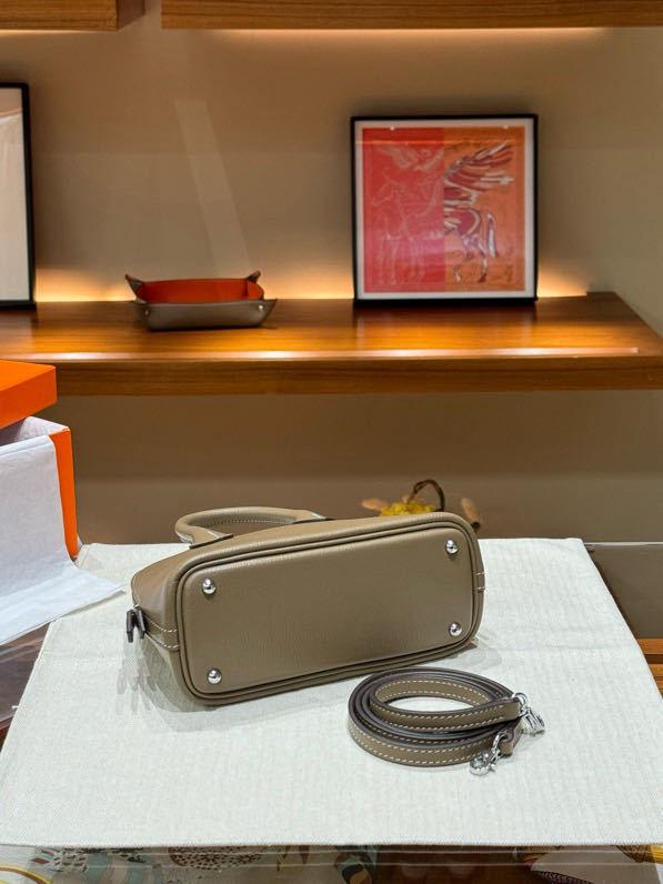 2024 Мини-сумка кроссбоди из натуральной козьей кожи для женщин