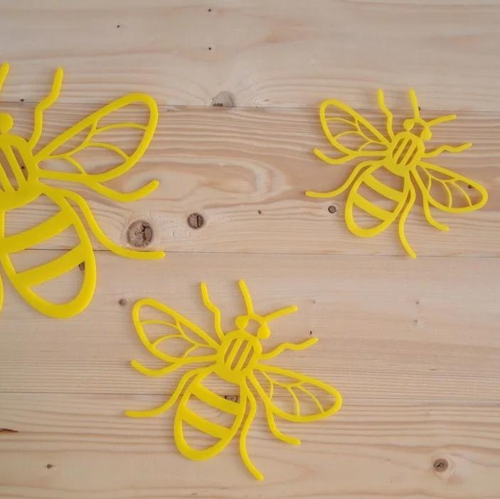 3PCS/Set Creative Bee Garden Decoration Insect Statues Countryside Style Acrylic Outdoor Wall Sculptures Fence Ornament Sign