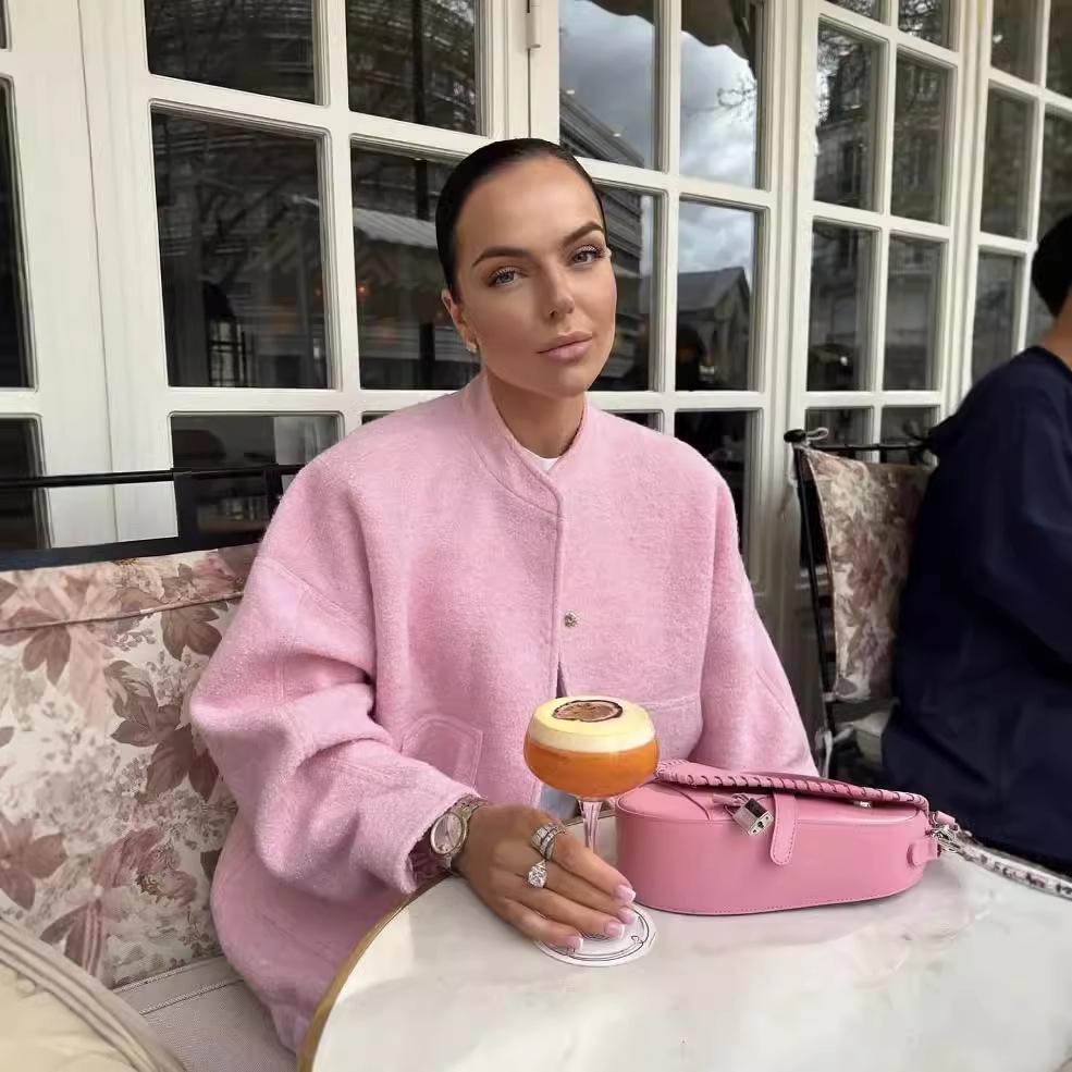 Женское осенне-зимнее однотонное пальто с воротником-стойкой и длинными рукавами, с двумя большими накладными карманами