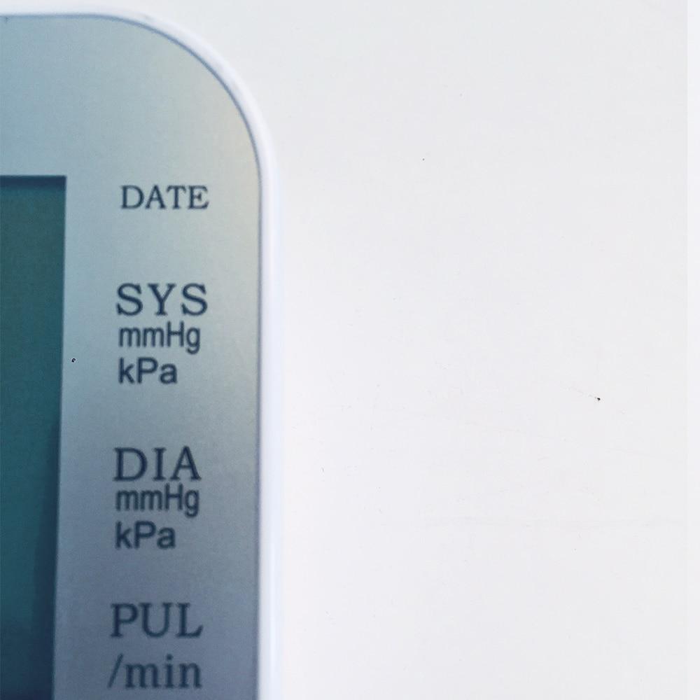 Тонометр для изготовления артериального давления. С ЖК-экраном