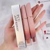 Матовая губная глазурь: Шелковистая текстура, Осветляющий эффект, Стойкий, В тренде