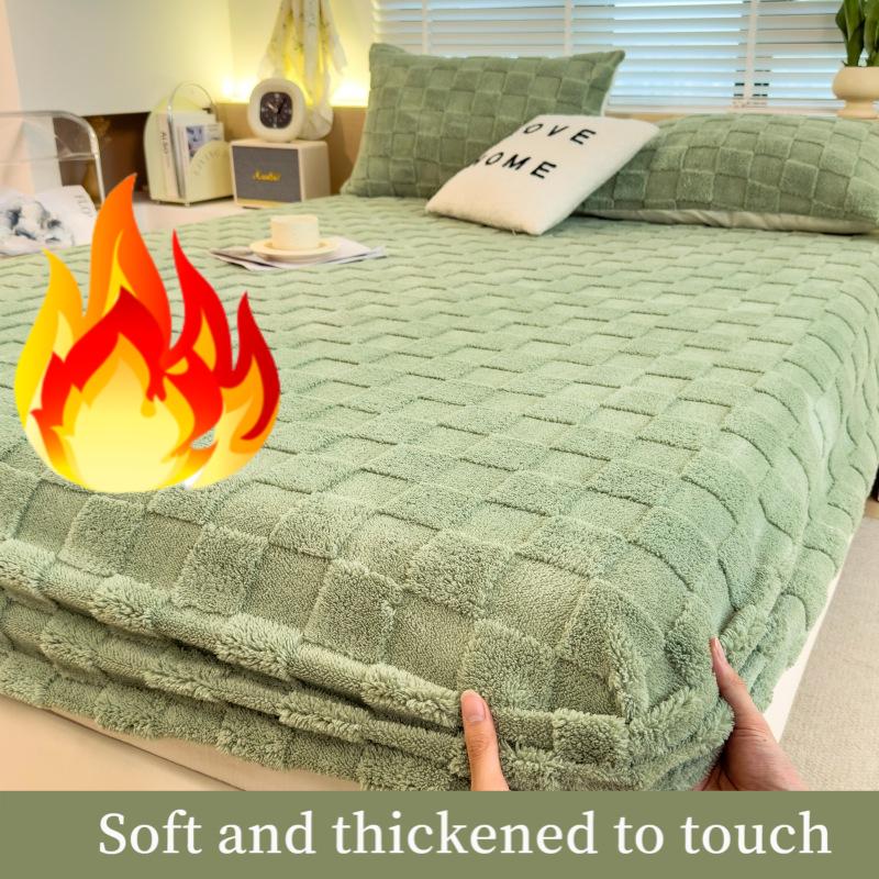 2025 Осенне-зимняя утолщенная простыня из молочного бархата, Цельный мягкий коралловый бархатный наматрасник, Тафтовый протектор для матраса