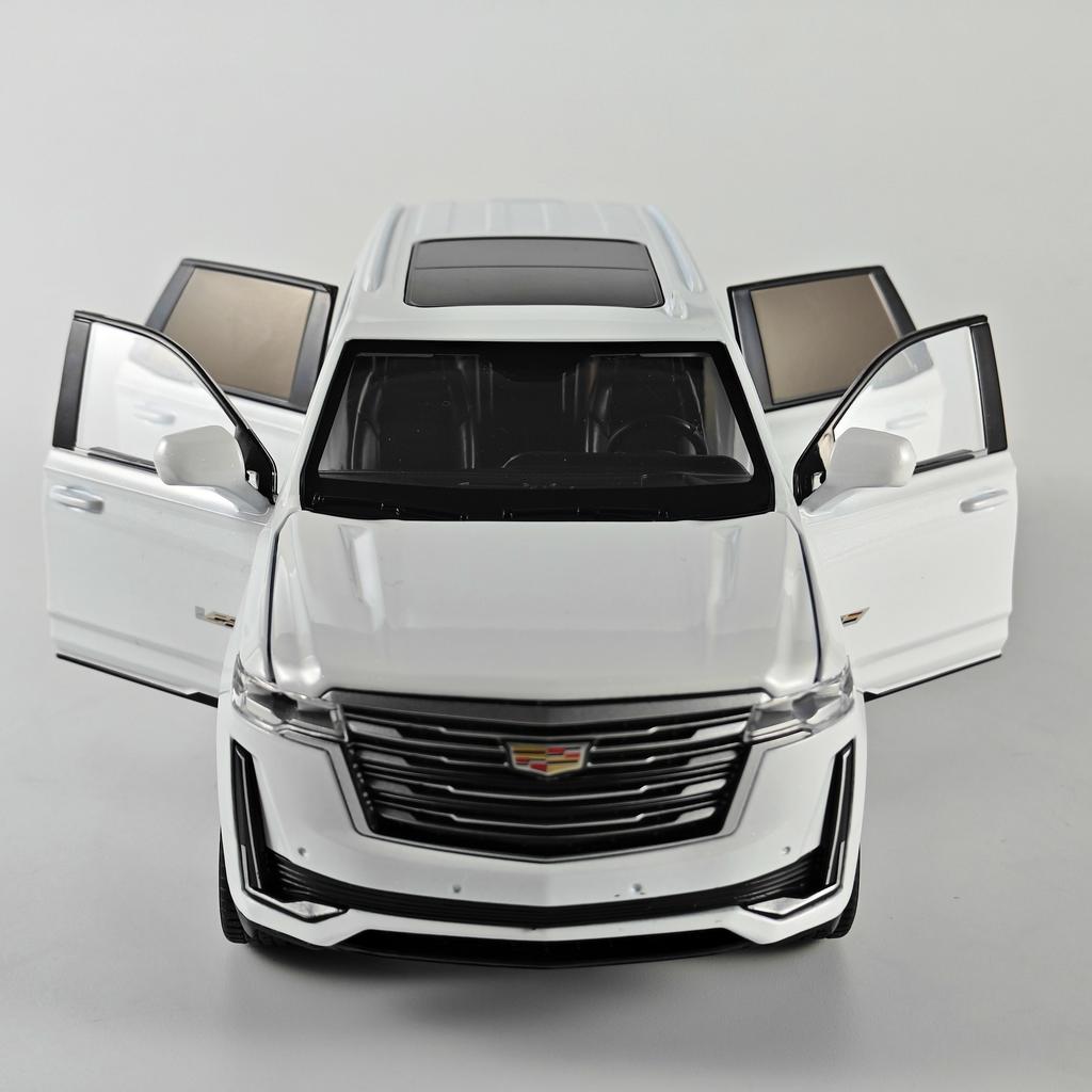 Масштаб 1/24 Cadillac Escalade Внедорожник Сплав Литье под давлением Модель Игрушка с инерционным механизмом Подарок Друзьям Коллекция Хобби Декоративный Прекрасный Подарок