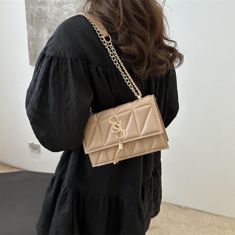 Ретро повседневная сумка-мессенджер с цепочкой женская простая повседневная сумка женская летняя новая модная тенденция 2024 года сумка через плечо