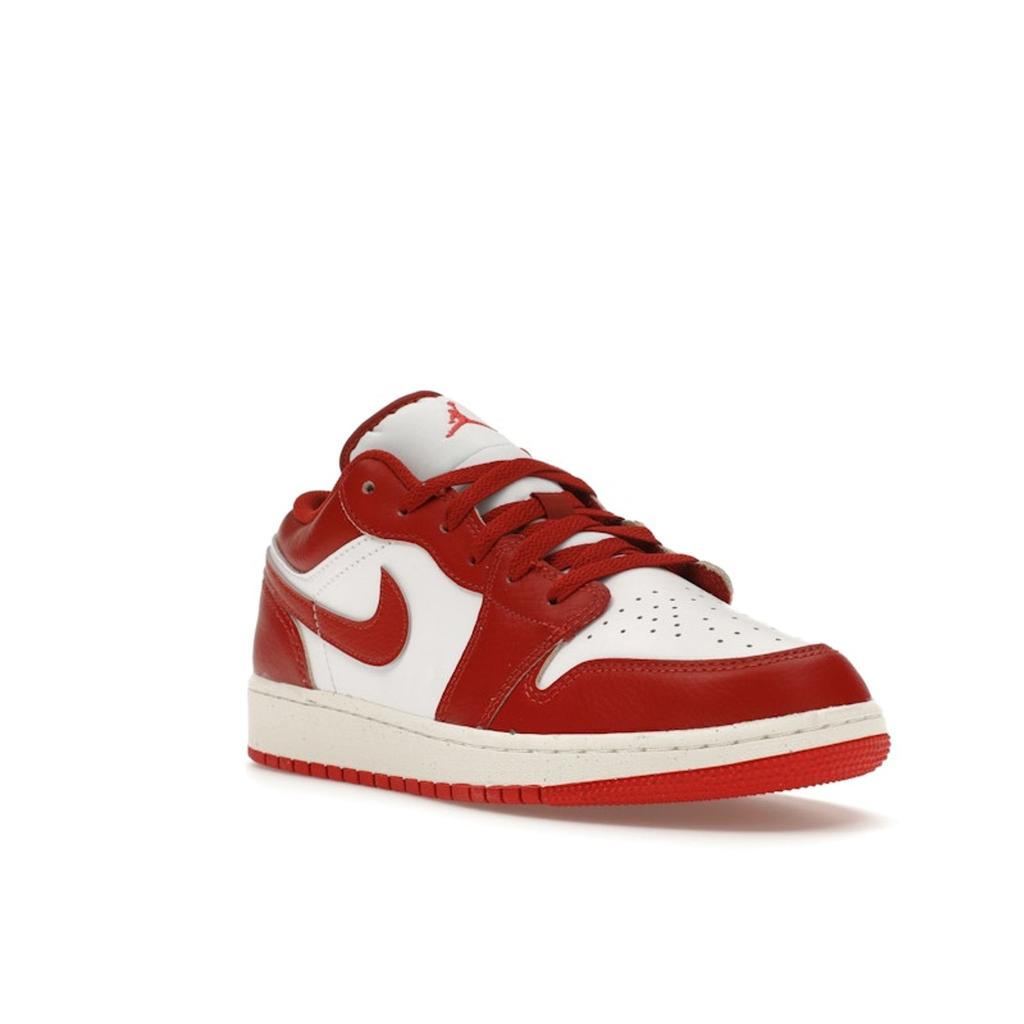 Детские кроссовки Air Jordan 1 Low SE GS Dune Red White Lobster Sail FJ3465-160