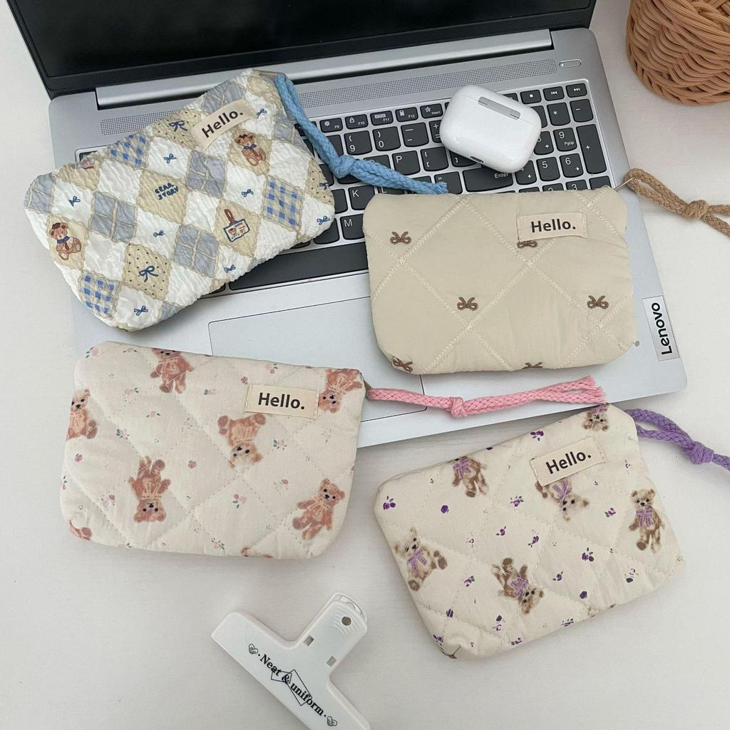 Милый стеганый кошелек для монет: Женская мини-сумка для помады, хранения всякой всячины и держатель для карт 2025