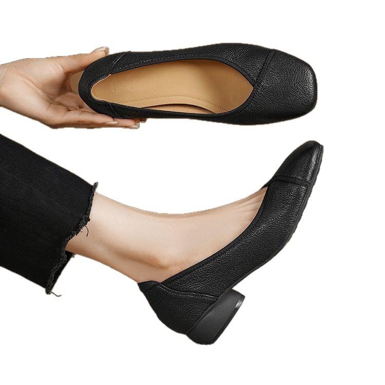 Французская мягкая кожа легкий рот одинарные туфли женские низкий толстый каблук женская обувь мягкая подошва удобные универсальные маленькие кожаные туфли средний возраст