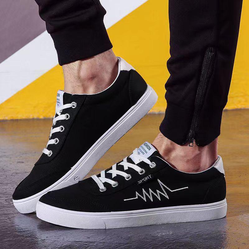 2024 Универсальные мужские черно-белые кеды на мягкой подошве - Дышащие, в трендовом корейском стиле для повседневной носки, Горячо продаваемые среди студентов.