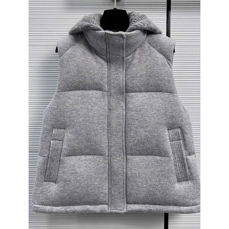 Женский серый пуховый жилет с капюшоном Осень/Зима 2025 - Уникальный корейский шик